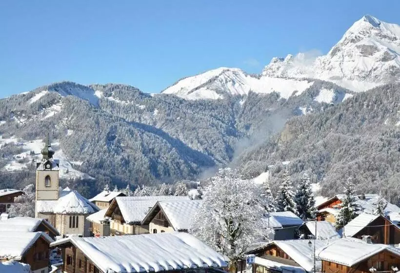 2 Pièces Avec Piscine Et Parking à Notre Dame De Bellecombe, 4 Pers   Fr 1 595 16