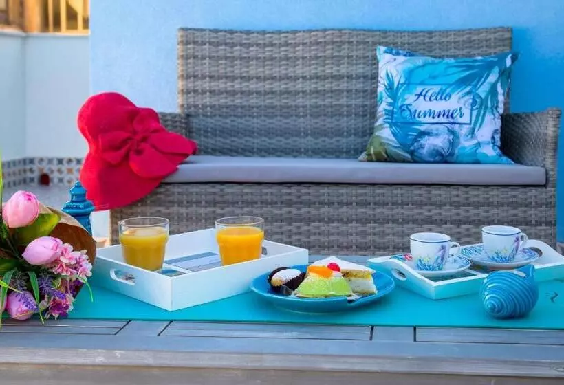 Aamiaismajoitus (B&B) Vittoria Luxury Rooms