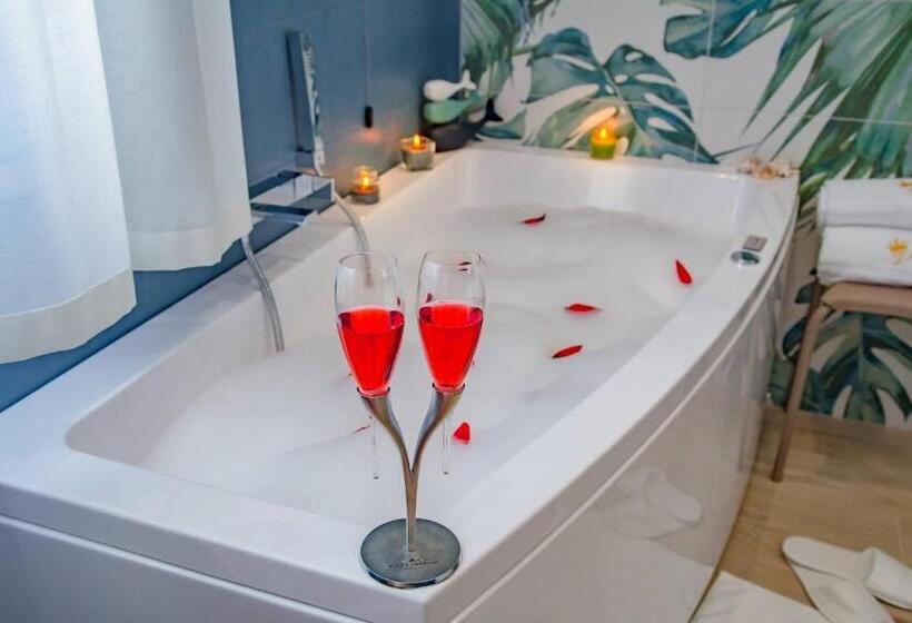 مبيت وإفطار Vittoria Luxury Rooms