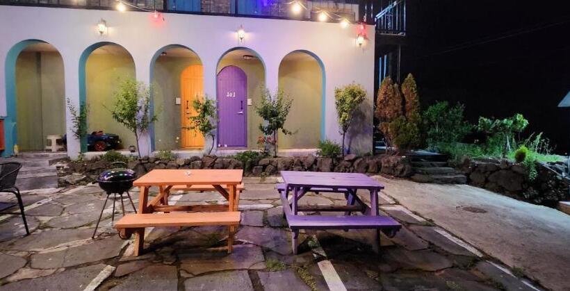 Hotel Aewol Coast 34