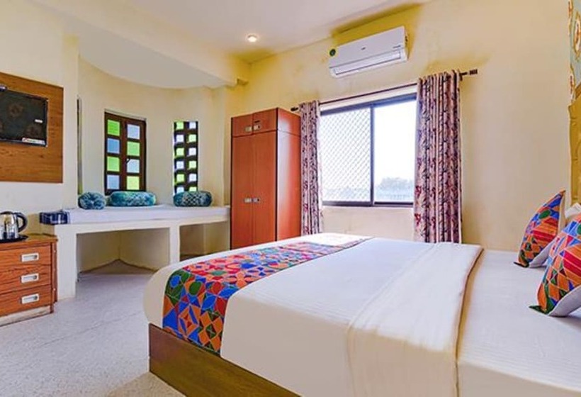 Hotel Oyo 72209 Tree Of Heaven