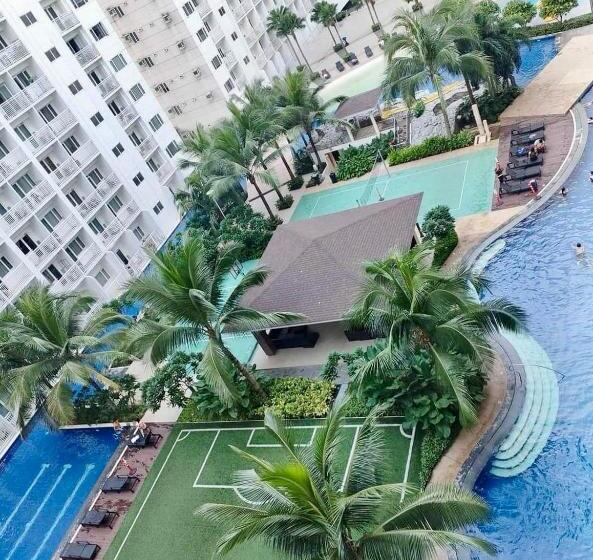 Nj S Place, Shore 1 Residences, Moa Complex, Pasay City, Philippines