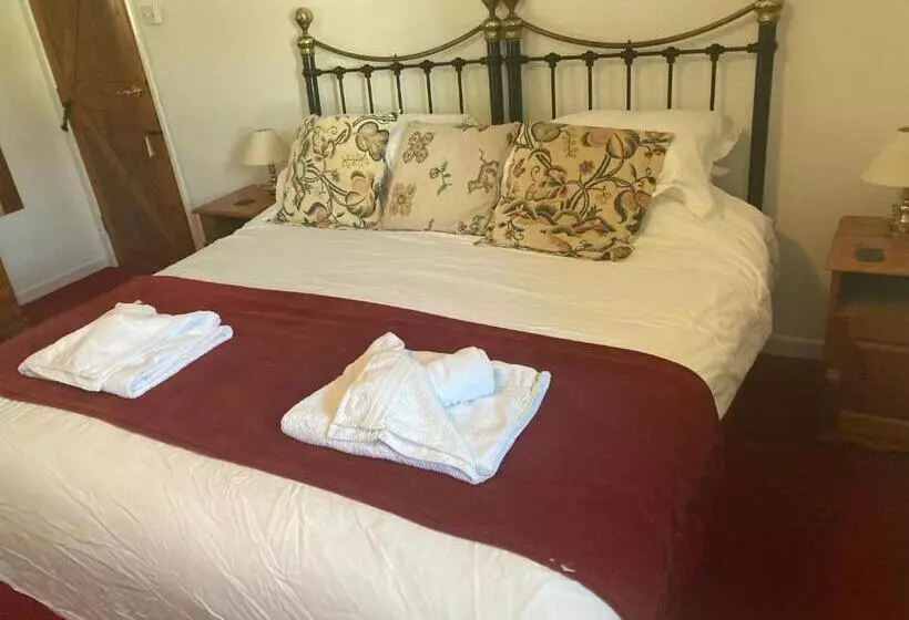 پانسیون Bissick Old Mill