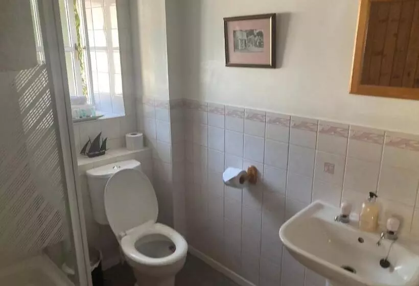 پانسیون Bissick Old Mill