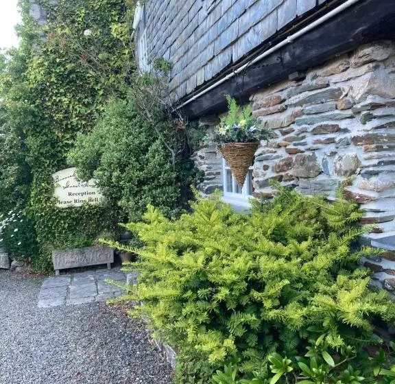 پانسیون Bissick Old Mill