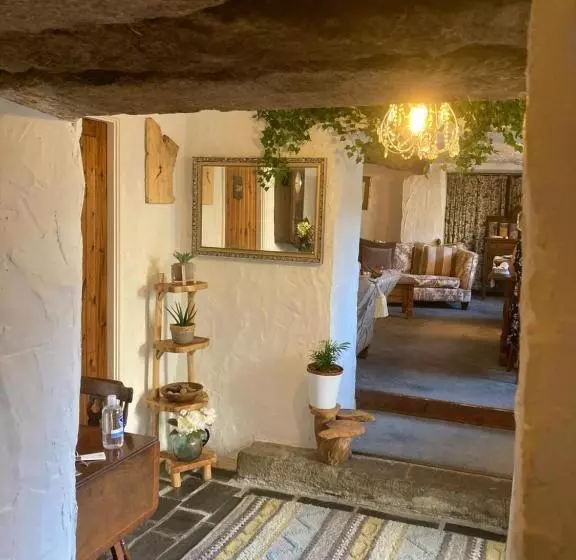 پانسیون Bissick Old Mill