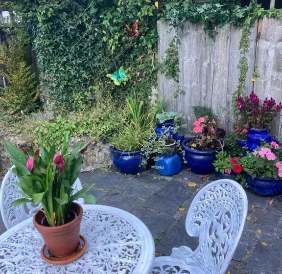 پانسیون Bissick Old Mill