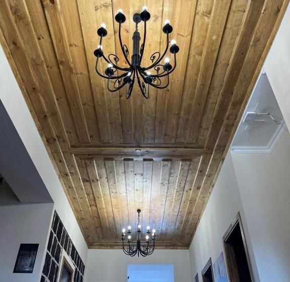 پانسیون Nur Guest House