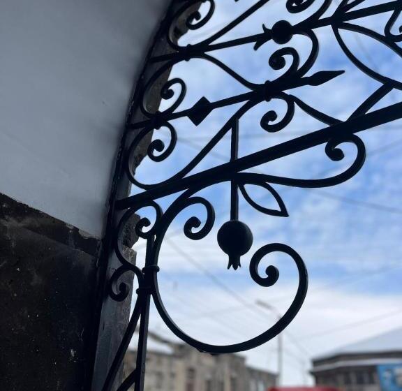 پانسیون Nur Guest House