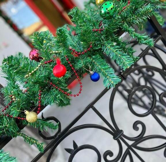 پانسیون Nur Guest House