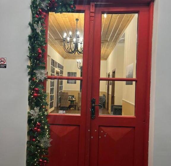 پانسیون Nur Guest House