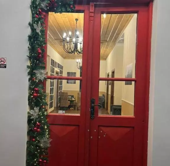 پانسیون Nur Guest House
