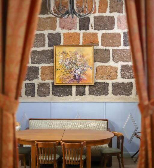 پانسیون Nur Guest House