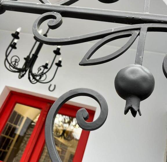 پانسیون Nur Guest House