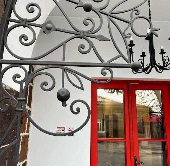 پانسیون Nur Guest House