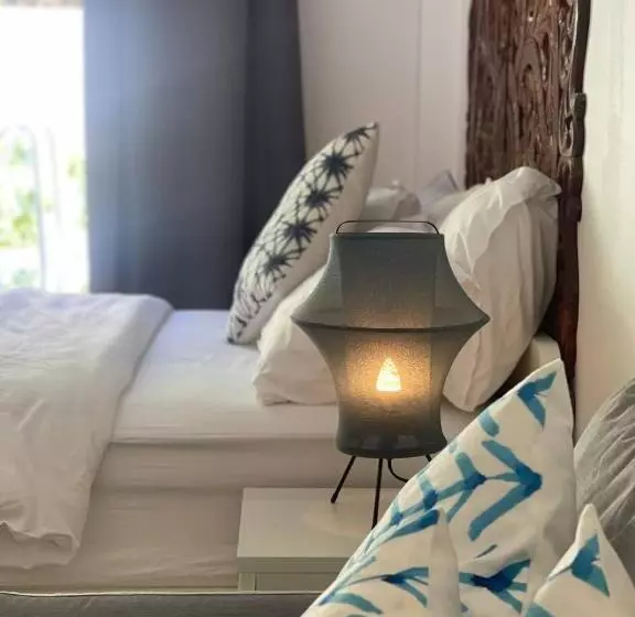 پانسیون Unwind Dhigurah