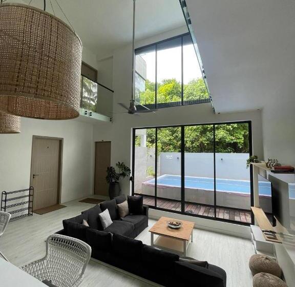 پانسیون Unwind Dhigurah