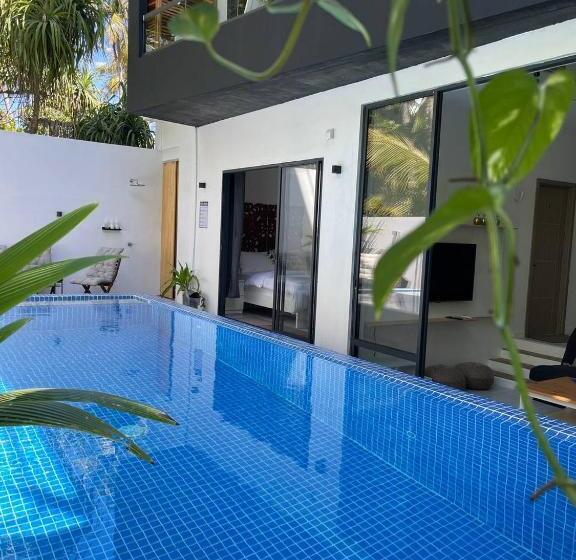 پانسیون Unwind Dhigurah