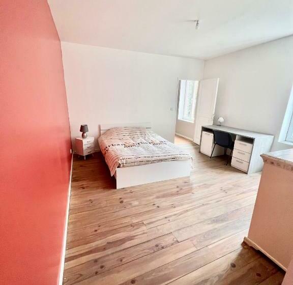 Agréable Maison De Ville Cosy De 122m² + Extérieur