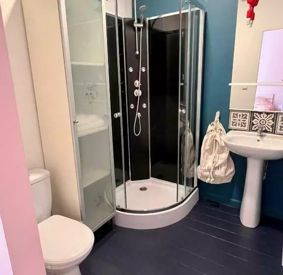 Agréable Maison De Ville Cosy De 122m² + Extérieur