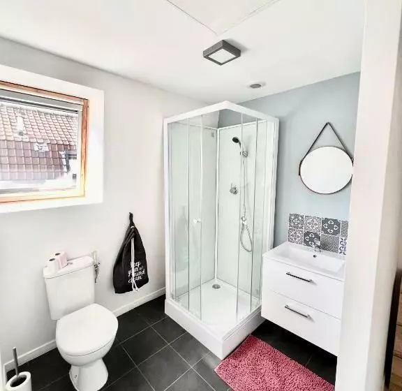 Agréable Maison De Ville Cosy De 122m² + Extérieur