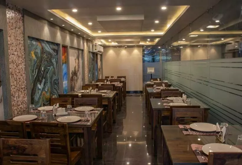 هتل Anandaloke Residency