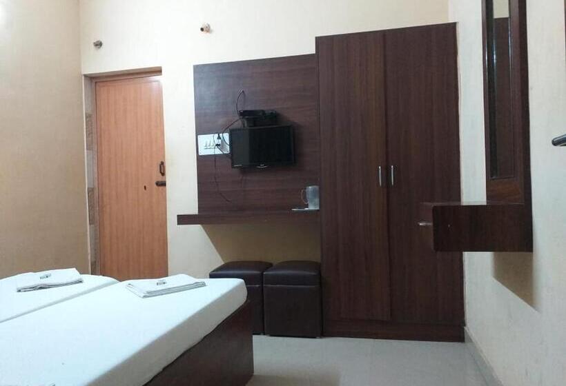 בית מלון כפרי Plaza Guest House