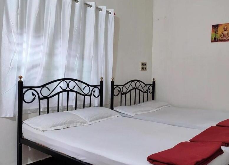 هتل Trishula Guest House