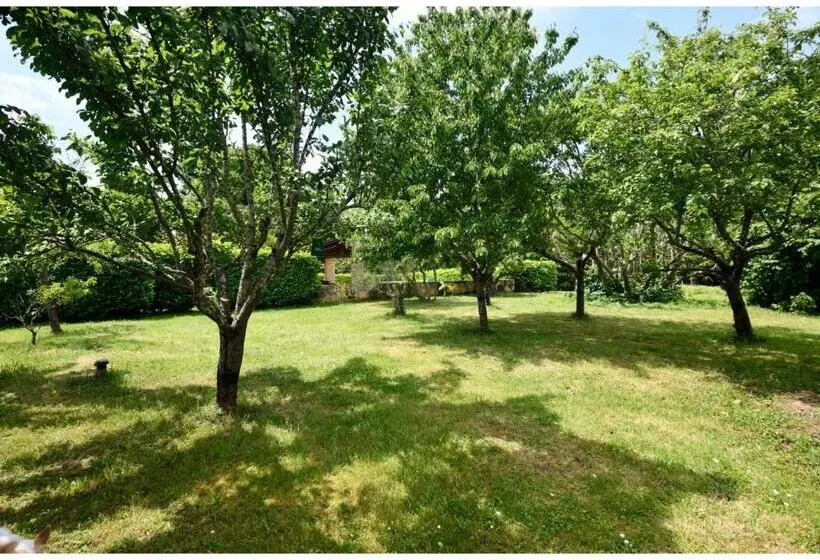 Majatalo Domaine De Plisseau