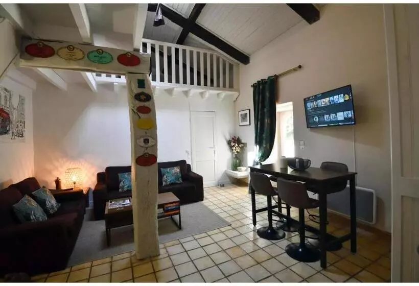 Majatalo Domaine De Plisseau