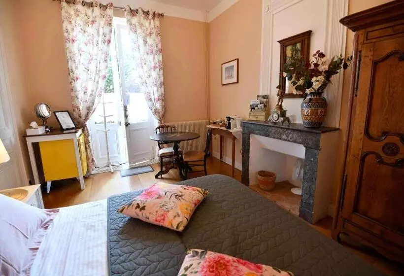 Majatalo Domaine De Plisseau