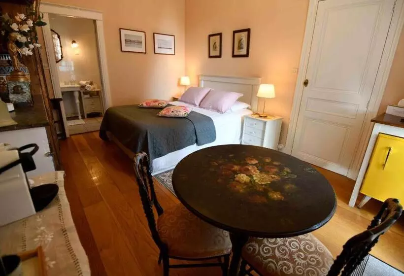 Majatalo Domaine De Plisseau