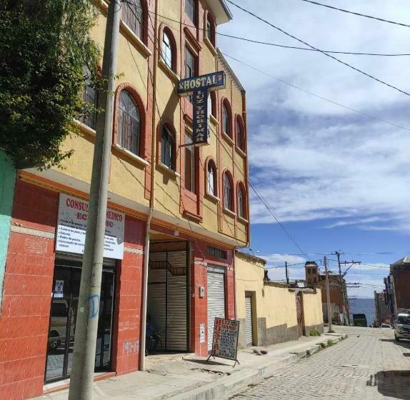 پانسیون Hostal Luz Yhobimar