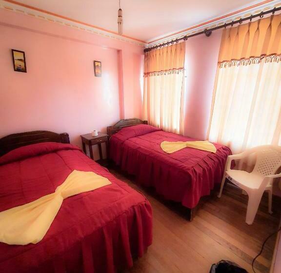 پانسیون Hostal Luz Yhobimar