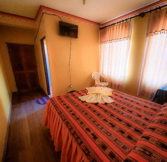 پانسیون Hostal Luz Yhobimar