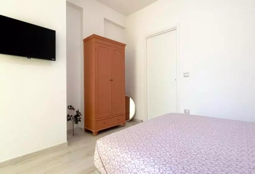 Aamiaismajoitus (B&B) Orlamare