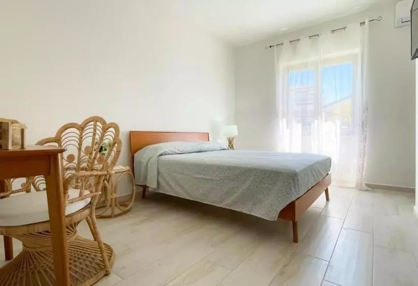 Aamiaismajoitus (B&B) Orlamare