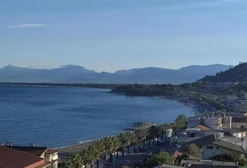 Aamiaismajoitus (B&B) Orlamare