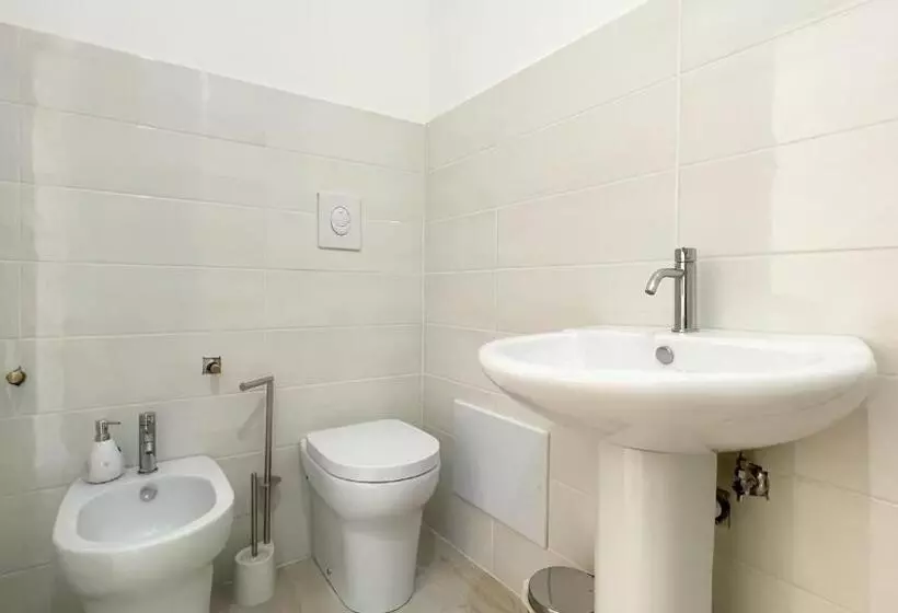 Aamiaismajoitus (B&B) Orlamare