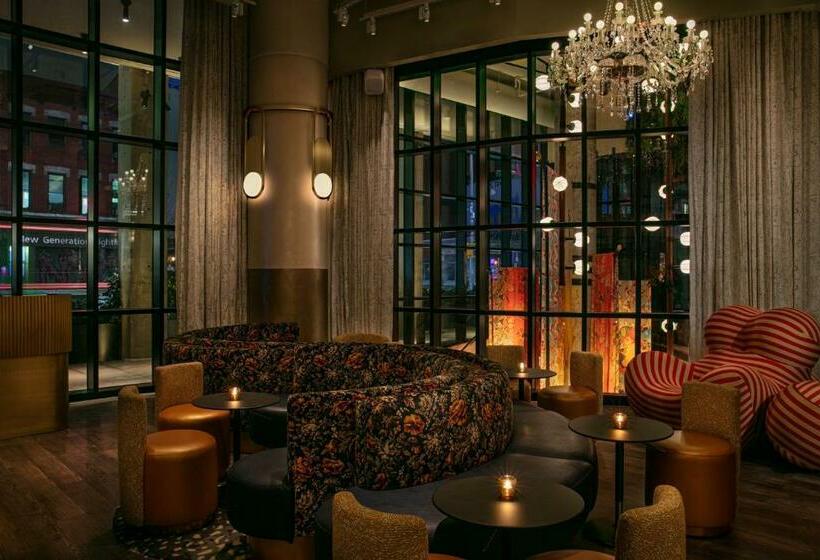 בית מלון כפרי Moxy NYC Lower East Side