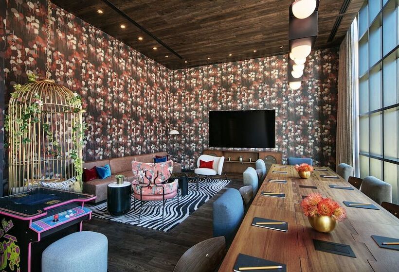 בית מלון כפרי Moxy NYC Lower East Side