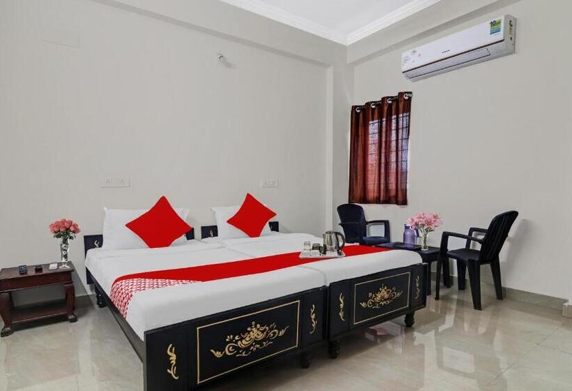 호텔 Oyo 91495 Vijay Laxmi Residency