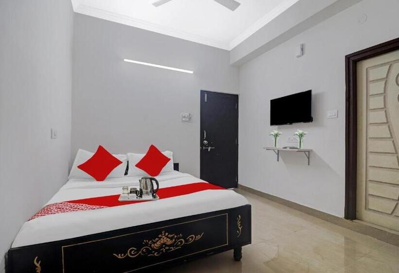 호텔 Oyo 91495 Vijay Laxmi Residency