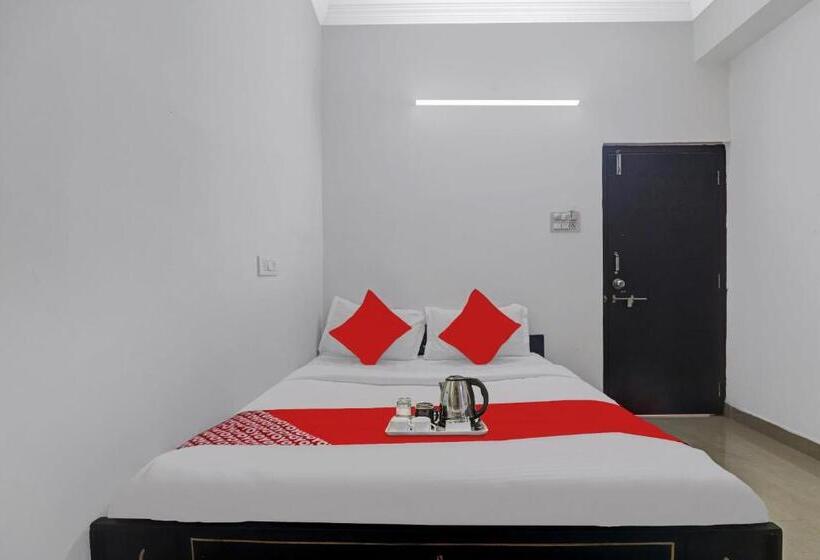 호텔 Oyo 91495 Vijay Laxmi Residency