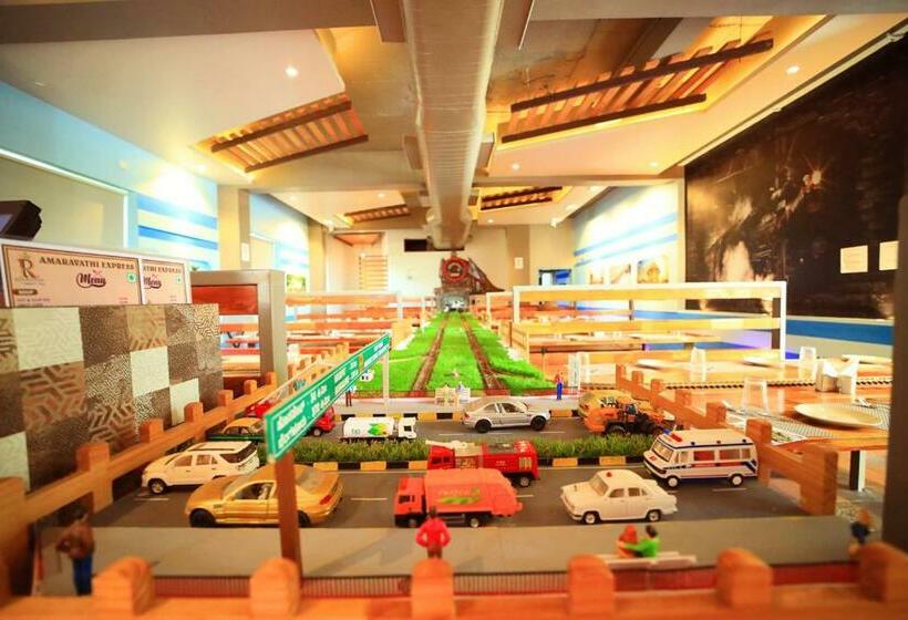 Отель Royal Rich County