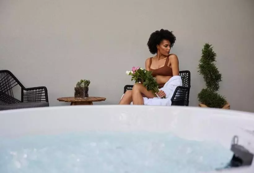 Mima Aparthotel Boutique & Spa