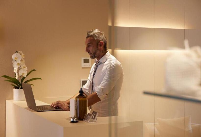 Mima Aparthotel Boutique & Spa