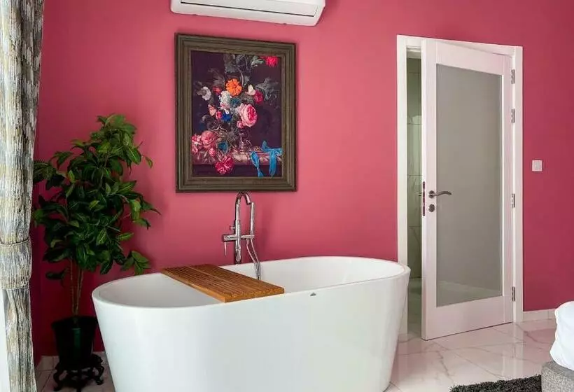 پانسیون 100 Boutique Living