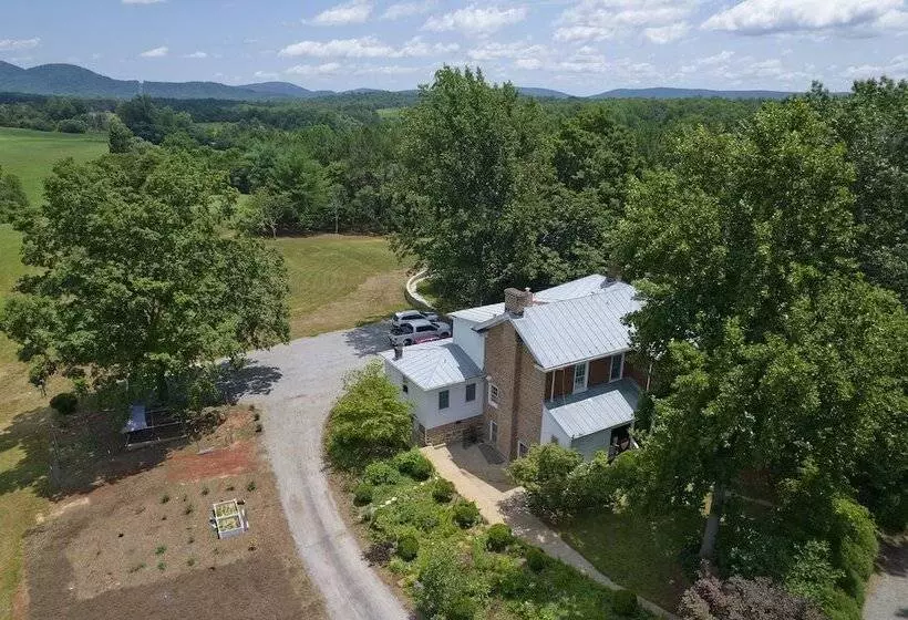 Red Hill Bed And Breakfast