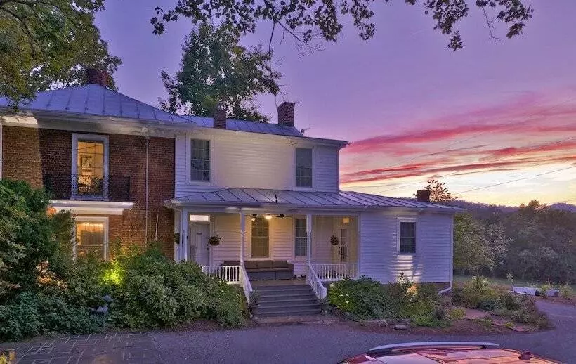 Red Hill Bed And Breakfast